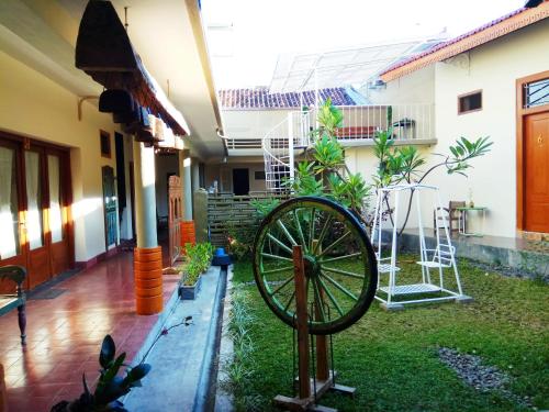Doeloerkoe Homestay in Pasar Kliwon Doeloerkoe Homestay in Pasar Kliwon