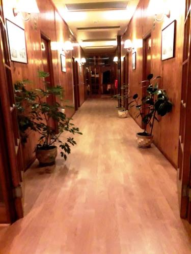 HOTEL CASAGRANDE con estacionamiento EXCLUSIVO y estamos a 50 MTS del Terminal de Buses in Valdivia HOTEL CASAGRANDE con estacionamiento EXCLUSIVO y estamos a 50 MTS del Terminal de Buses in Valdivia