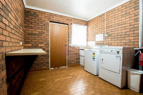 Sportslander Motor Inn in Moama Sportslander Motor Inn in Moama