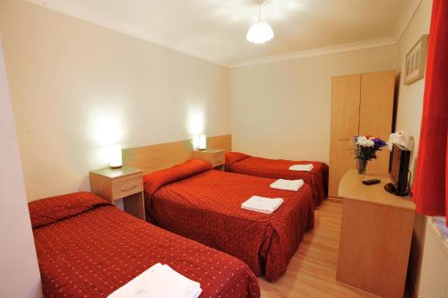 Elmwood Hotel in Kings Cross St. Pancras Elmwood Hotel in Kings Cross St. Pancras