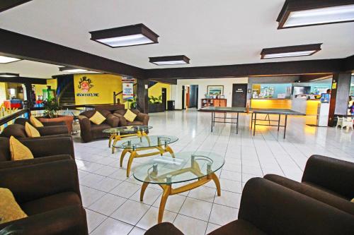 Lobby, Caliraya Resort Club in Lumban Lobby, Caliraya Resort Club in Lumban