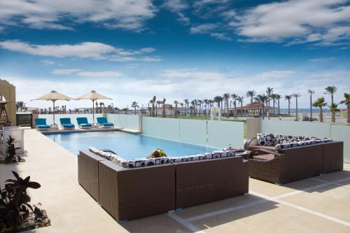 Piscina, Rixos Alamein, Couples and Families ONLY in El Alamein Piscina, Rixos Alamein, Couples and Families ONLY in El Alamein