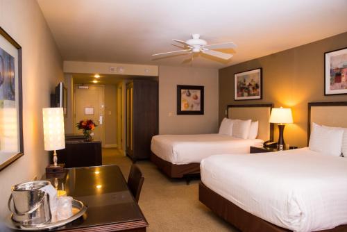 Номер, ISLE CASINO HOTEL BETTENDORF in Беттендорф (Айова) Номер, ISLE CASINO HOTEL BETTENDORF in Беттендорф (Айова)
