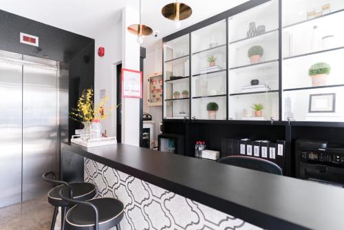 Lobby, The Snooze Hotel Marine Parade in East Coast Lobby, The Snooze Hotel Marine Parade in East Coast