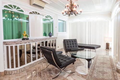Facilities, Breakfast at Monaco - Palais Boracay in Barangay Manoc-Manoc Facilities, Breakfast at Monaco - Palais Boracay in Barangay Manoc-Manoc