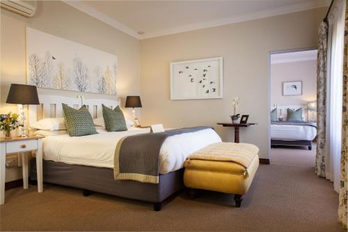 This photo about Oliver`s shared on HyHotel.com