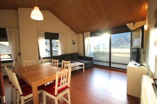 Prat del Tirader, Atico en Encamp, Zona Grandvalira in Encamp Prat del Tirader, Atico en Encamp, Zona Grandvalira in Encamp