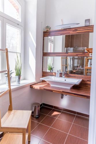 Fürdőszoba, Bahnhof Frauenstein Wartehalle in Frauenstein Fürdőszoba, Bahnhof Frauenstein Wartehalle in Frauenstein