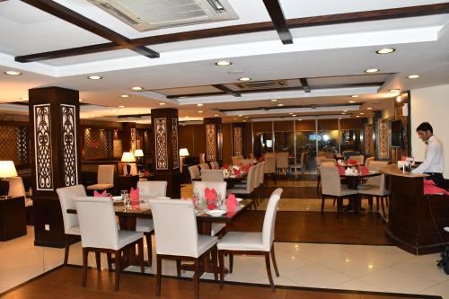 Royalton Rawalpindi in Rawalpindi Royalton Rawalpindi in Rawalpindi