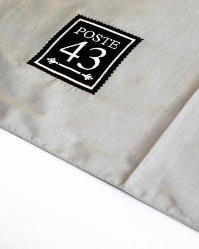 ポスト 43 レジデンス16