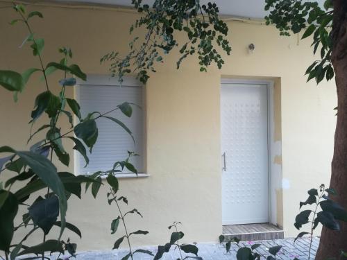 Entrada, Pireaus charming sparkle in Piraeus Entrada, Pireaus charming sparkle in Piraeus