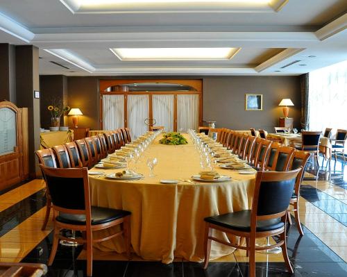 Restaurant, Ramada Naples City Centre in Naples Restaurant, Ramada Naples City Centre in Naples