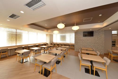 Restaurang, Dormy Inn Takamatsuchuokoenmae Natural Hot Springs in Takamatsu Restaurang, Dormy Inn Takamatsuchuokoenmae Natural Hot Springs in Takamatsu