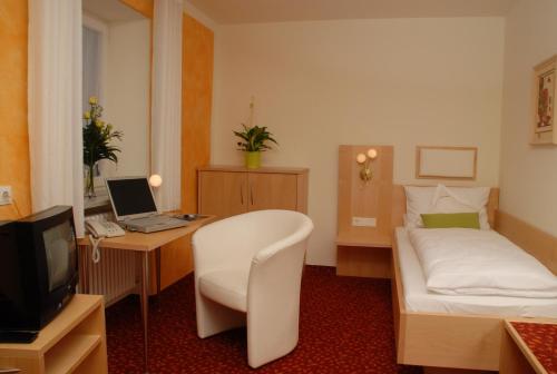 Hotel Zur Krone in ไบลงรีส Hotel Zur Krone in ไบลงรีส