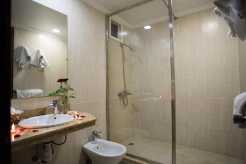 Vonios kambarys, Hôtel Rif (Hotel Rif) in Meknesas Vonios kambarys, Hôtel Rif (Hotel Rif) in Meknesas