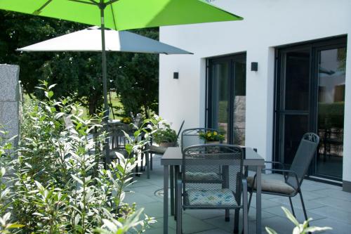 Exterior view, Hotel Am Moosrain Garni in Eitting Exterior view, Hotel Am Moosrain Garni in Eitting