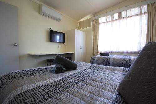 Hi Way Motor Inn in Yass Hi Way Motor Inn in Yass