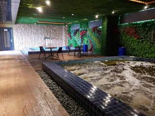 Hot spring bath, KSL HOT SPRING RESORT in Tebrau Hot spring bath, KSL HOT SPRING RESORT in Tebrau