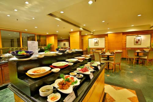 Food and beverages, Gokulam Park Hotel in Kochi Food and beverages, Gokulam Park Hotel in Kochi