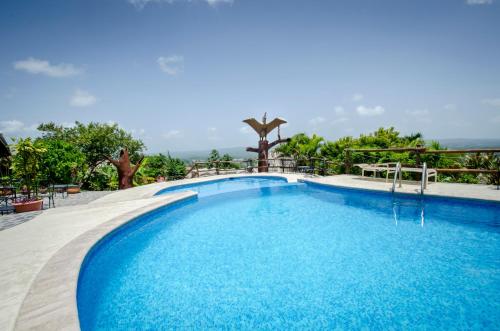 Piscina, Cahal Pech Village Resort in San Ignacio Piscina, Cahal Pech Village Resort in San Ignacio