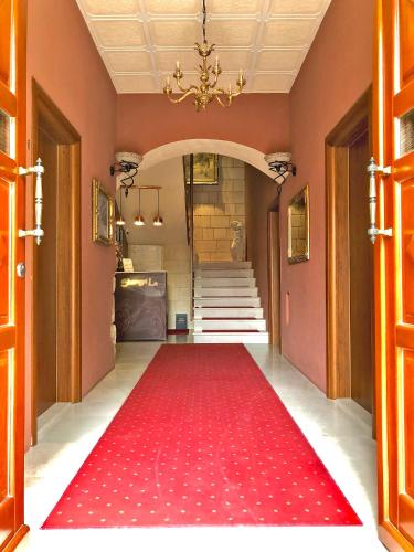 Фойє, Shangri La Mansion in Мостар Фойє, Shangri La Mansion in Мостар