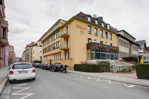 Bejárat, Centro Hotel Atlanta in Hannover Bejárat, Centro Hotel Atlanta in Hannover