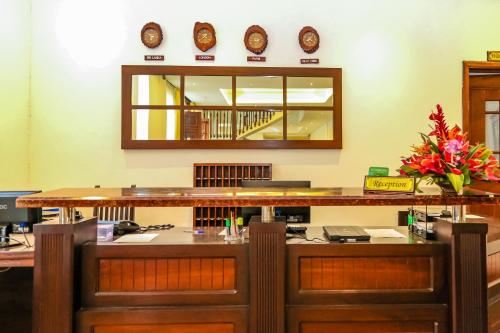 ردهة, فندق أواك راي ريجنسي (Oak Ray Regency Hotel) in بيرادينيا ردهة, فندق أواك راي ريجنسي (Oak Ray Regency Hotel) in بيرادينيا