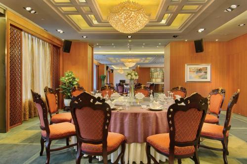 Restaurant, Marco Polo Parkside Hotel near Water Cube Restaurant, Marco Polo Parkside Hotel near Water Cube