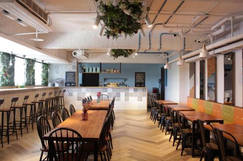 餐廳, 旅巷自在輕旅 (Loosha Hostel) in 台中市 餐廳, 旅巷自在輕旅 (Loosha Hostel) in 台中市