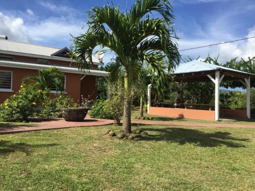 Résidence les Kalbassiers (Residence les Kalbassiers) in Lamentin Résidence les Kalbassiers (Residence les Kalbassiers) in Lamentin