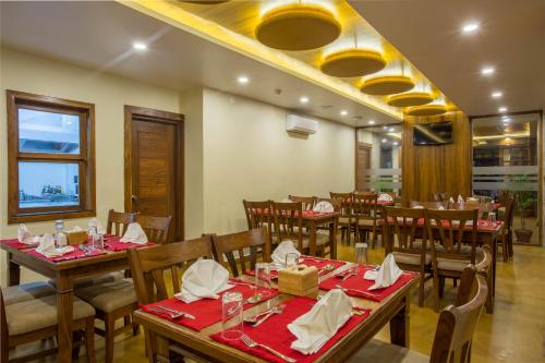 Restaurant, Hotel Portland in Pokhara Restaurant, Hotel Portland in Pokhara