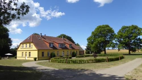 Ferienhaus Gut Rattelvitz Insel Rugen in กิงสท์ Ferienhaus Gut Rattelvitz Insel Rugen in กิงสท์