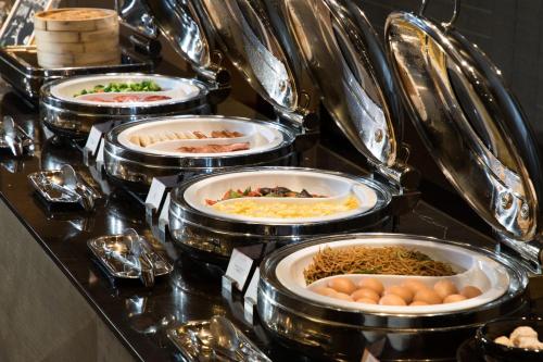 Food and beverages, Swisstouches Guangzhou Hotel Residences in Baiyun International Airport Area Food and beverages, Swisstouches Guangzhou Hotel Residences in Baiyun International Airport Area