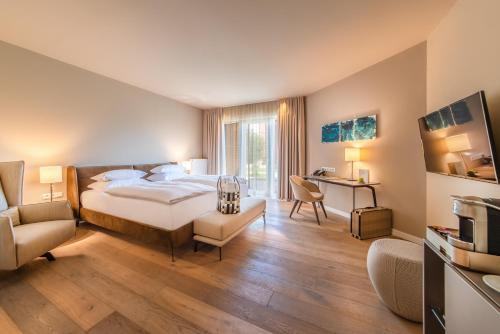 This photo about Hotel Villa Toskana shared on HyHotel.com