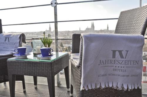 Балкон/тераса, Hotel Vier Jahreszeiten Lubeck in Любек Балкон/тераса, Hotel Vier Jahreszeiten Lubeck in Любек
