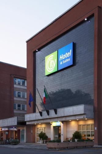 Vista exterior, City Hotel & Suites in Foligno Vista exterior, City Hotel & Suites in Foligno