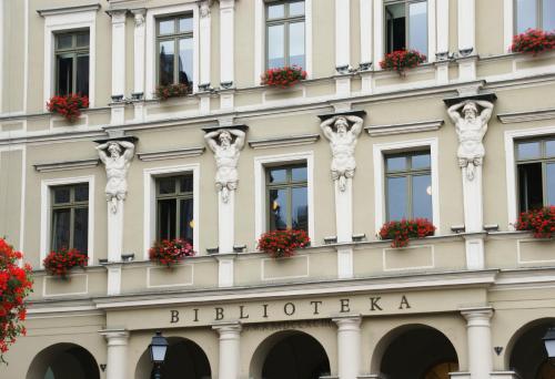 Cerca de lugares turísticos, Villa la Val, Apartamenty Wałbrzych (Villa la Val, Apartamenty Walbrzych) in Walbrzych Cerca de lugares turísticos, Villa la Val, Apartamenty Wałbrzych (Villa la Val, Apartamenty Walbrzych) in Walbrzych