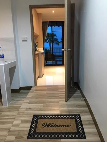 Entrance, La Playa Pool Villa Beach Front Cha-am Huahin in Puek Tian Beach Entrance, La Playa Pool Villa Beach Front Cha-am Huahin in Puek Tian Beach