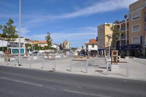 This photo about Residence Cap Corniche shared on HyHotel.com