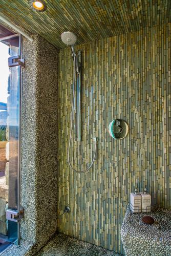 This photo about Stonehouse Bed and Breakfast shared on HyHotel.com