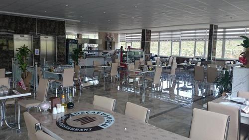 Food and beverages, Ozcavusoglu Hotel in Bitlis Food and beverages, Ozcavusoglu Hotel in Bitlis