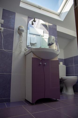 This photo about Iris Boutique shared on HyHotel.com