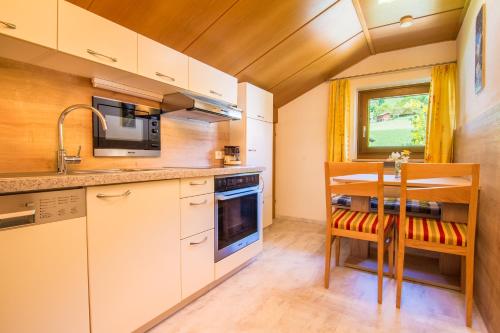 keuken, Pension Tina in Neustift im Stubaital keuken, Pension Tina in Neustift im Stubaital