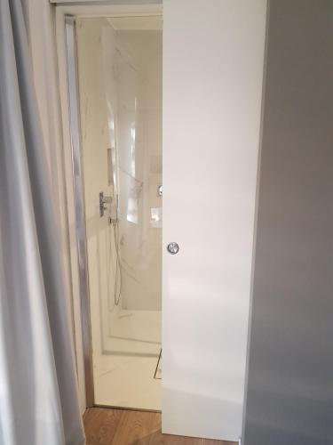 Bathroom, A Priori in Viterbo Bathroom, A Priori in Viterbo
