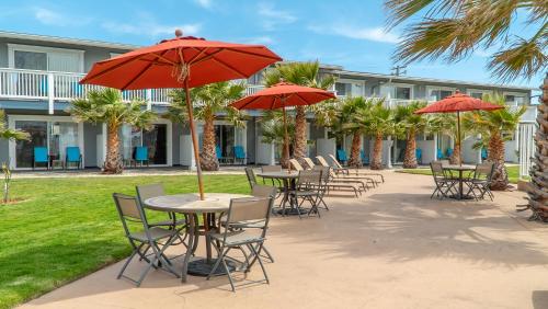 San Simeon Lodge in San Simeon (CA) San Simeon Lodge in San Simeon (CA)