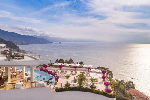 Θέα, Grand Miramar All Luxury Suites & Residences in Puerto Vallarta Θέα, Grand Miramar All Luxury Suites & Residences in Puerto Vallarta
