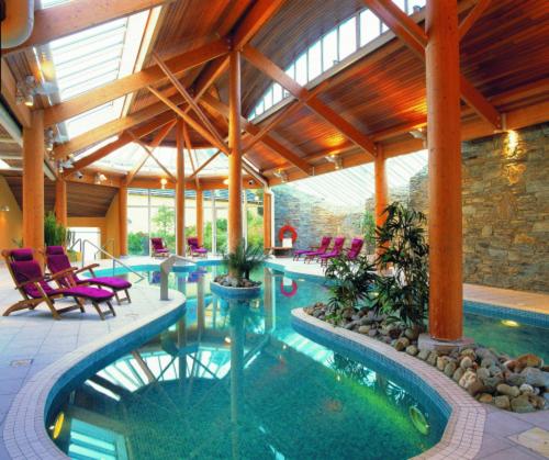 Basen, Sheen Falls Lodge in Kenmare Basen, Sheen Falls Lodge in Kenmare