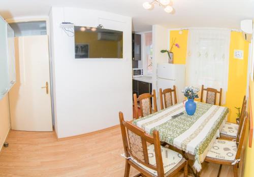Skupni salon/TV območje, Apartma Sonček (Apartma Soncek) in Bovec Skupni salon/TV območje, Apartma Sonček (Apartma Soncek) in Bovec