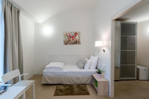 This photo about LoyaL guest house shared on HyHotel.com