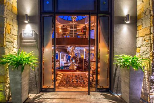 Bejárat, Alexander Guest House in The Heads Bejárat, Alexander Guest House in The Heads